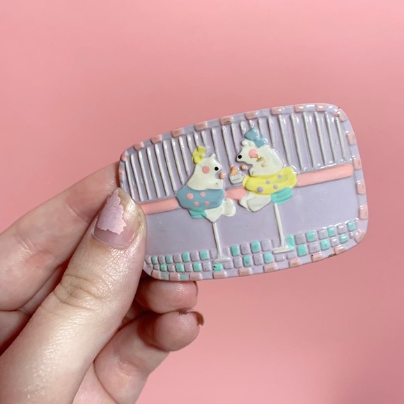 Vintage retro kitsch 80s pastel animal hair clip - Picture 3 of 4